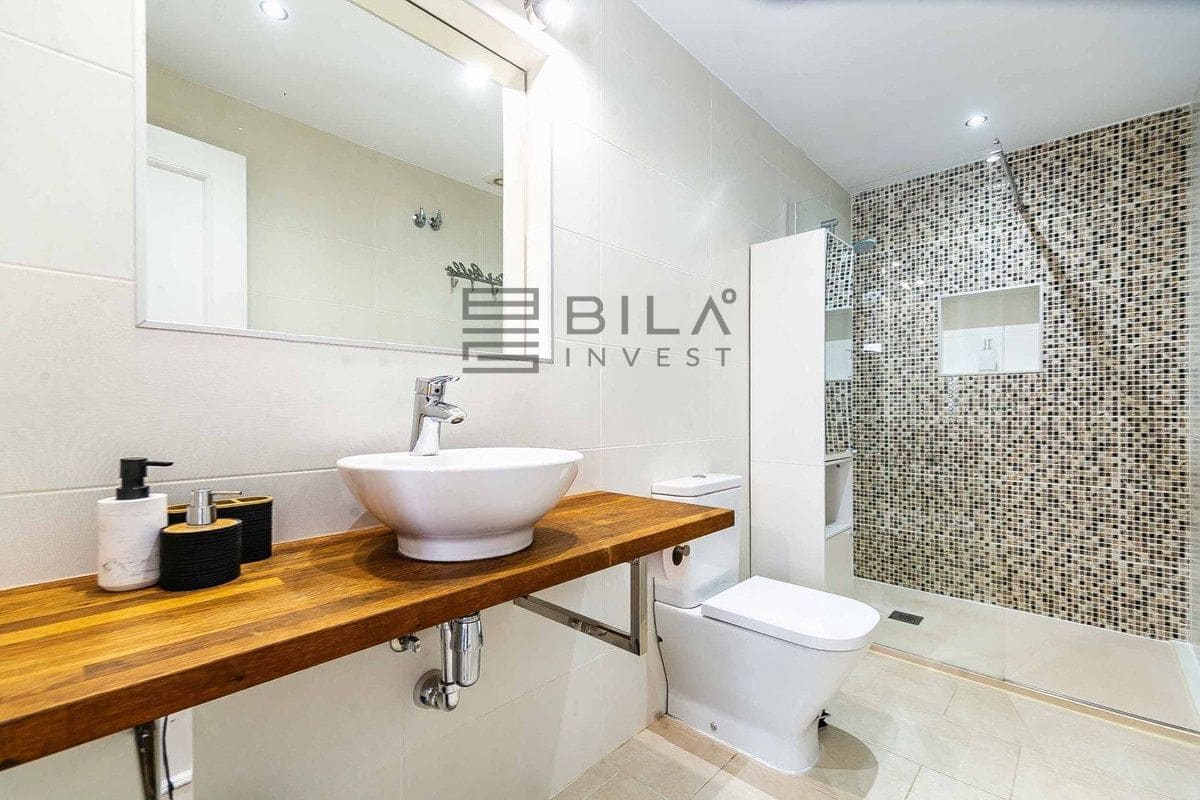 4 sypialnia Willa na sprzedaż w Benalmadena Costa z basenem garażem - 995 000 € (Ref: 9609843)