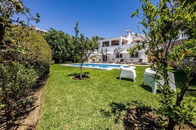 4 sypialnia Willa na sprzedaż w Benalmadena Costa, Benalmádena z basenem garażem - 995 000 € (Ref: 9609843)