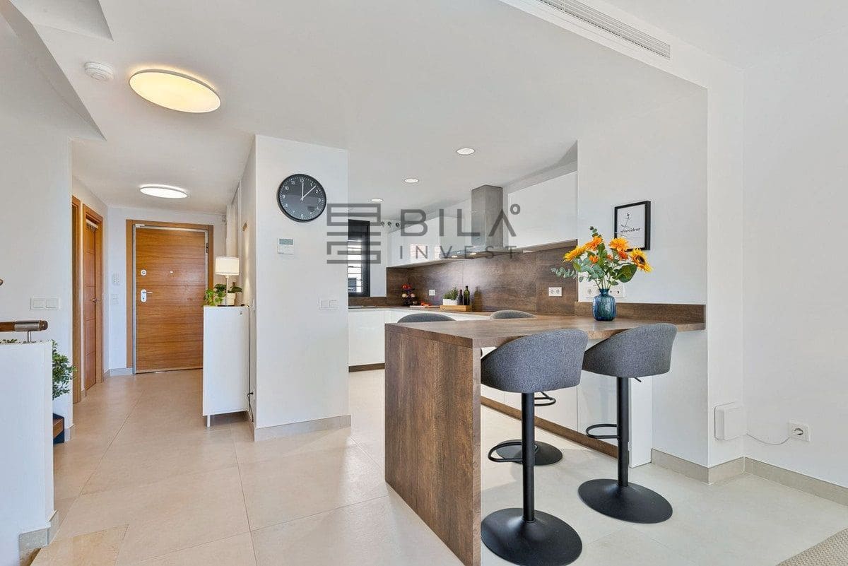 Casa de 3 habitaciones en Fuengirola en venta con piscina - 675.000 € (Ref: 9609845)