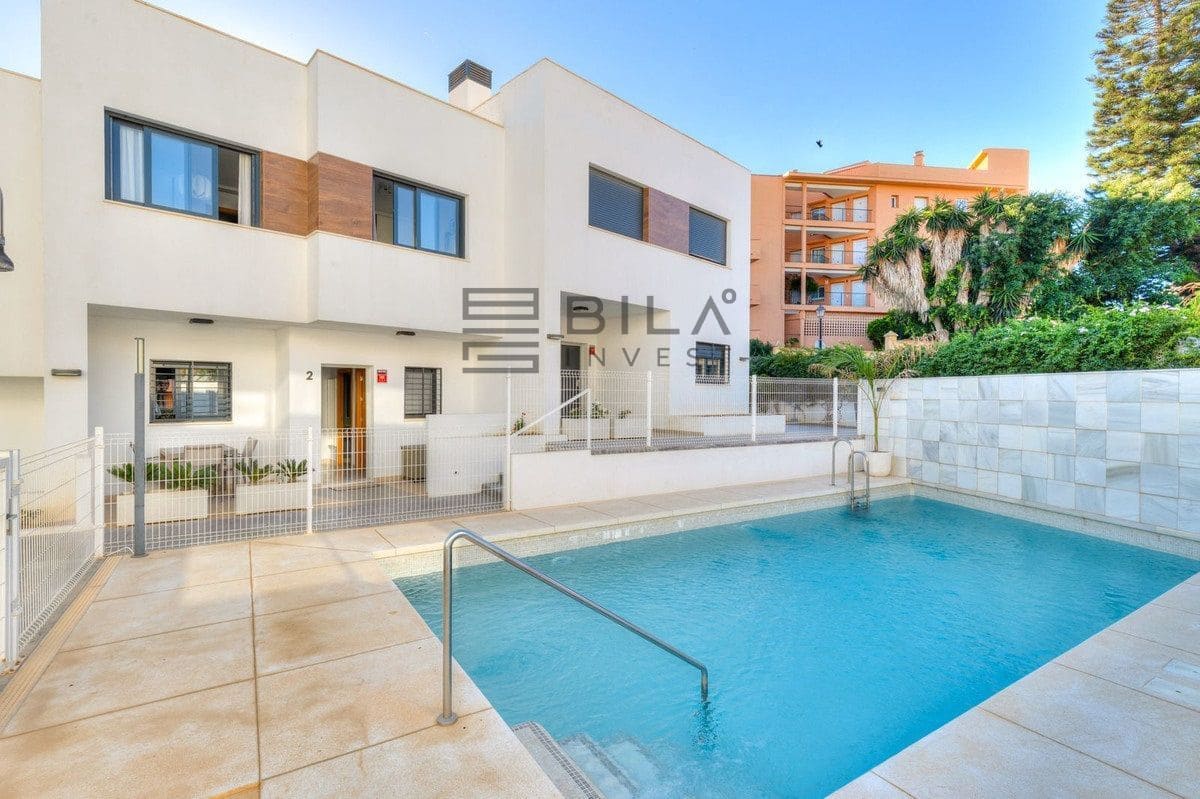 Casa de 3 habitaciones en Fuengirola en venta con piscina - 675.000 € (Ref: 9609845)