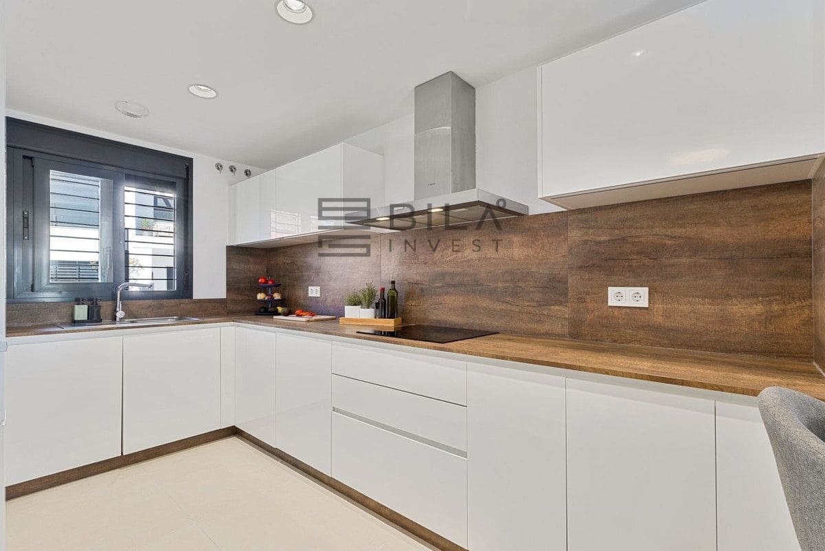 Casa de 3 habitaciones en Fuengirola en venta con piscina - 675.000 € (Ref: 9609845)