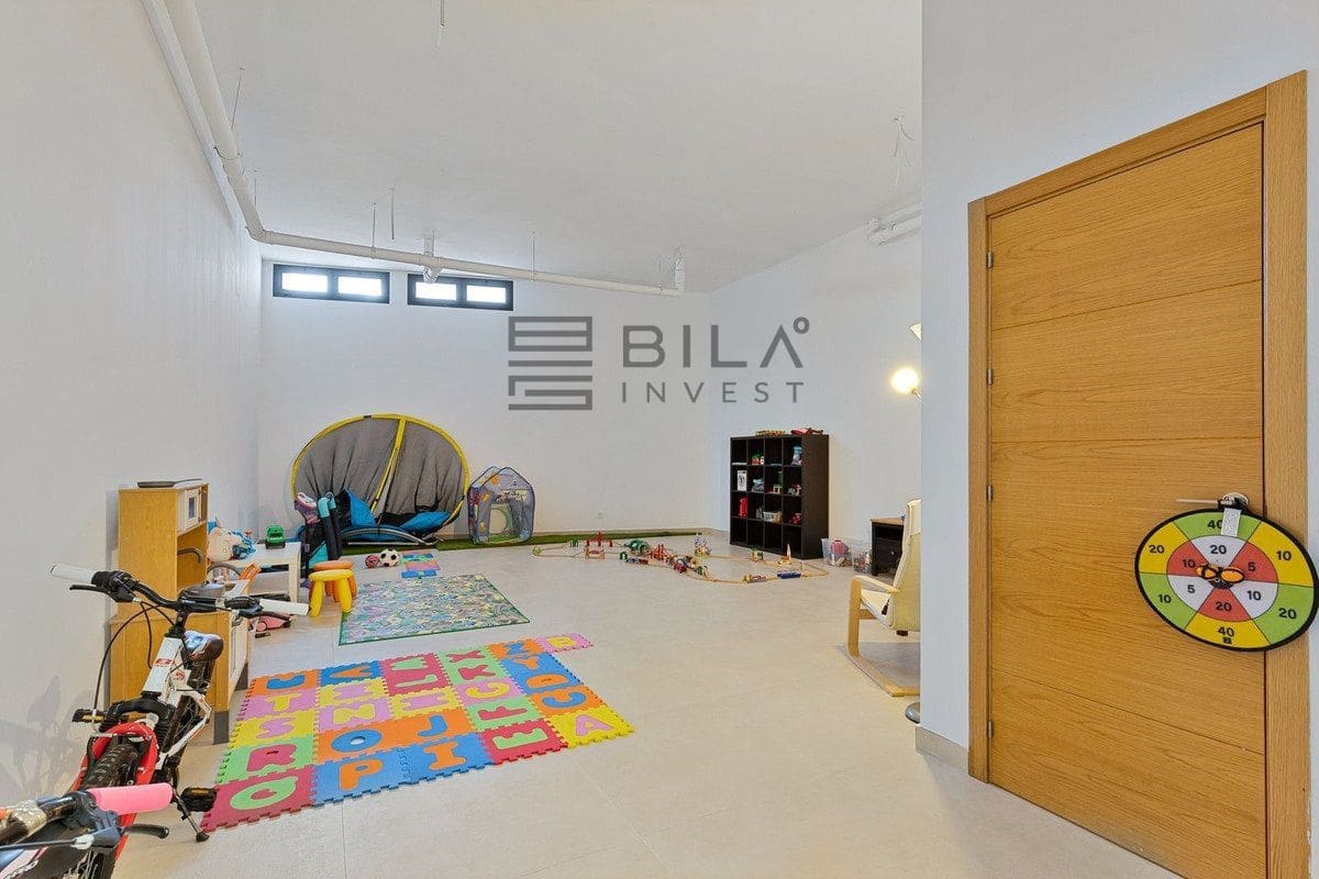 Casa de 3 habitaciones en Fuengirola en venta con piscina - 675.000 € (Ref: 9609845)