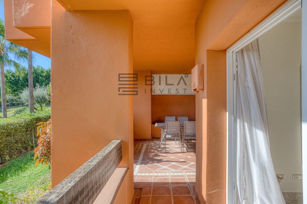 2 chambre Appartement à vendre à Nueva Andalucia avec piscine garage - 565 000 € (Ref: 9609850)