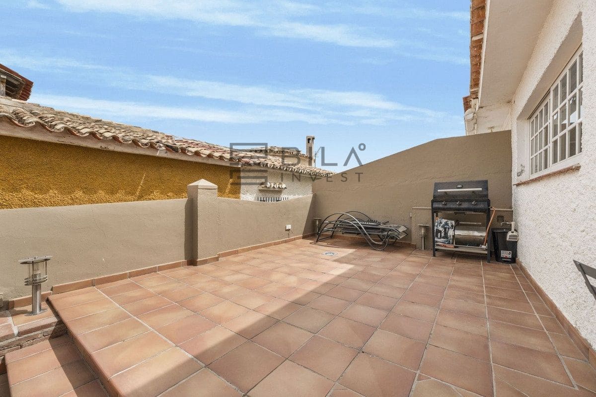 3 soveværelse Byhus til salg i Benalmadena med swimmingpool garage - € 468.000 (Ref: 9609851)