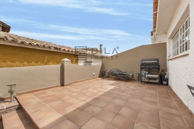 3 soveværelse Byhus til salg i Benalmádena med swimmingpool garage - € 468.000 (Ref: 9609851)