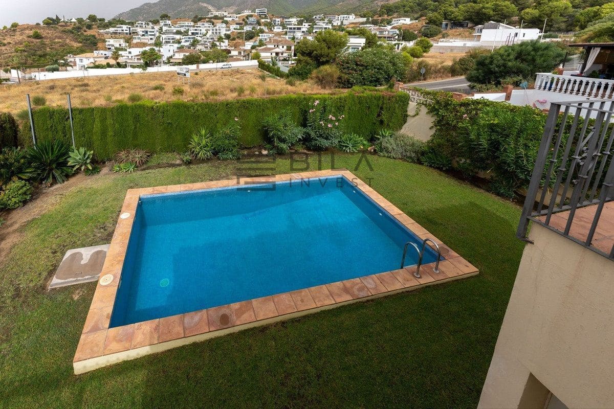 3 chambre Villa/Maison à vendre à Mijas avec piscine garage - 695 000 € (Ref: 9609853)
