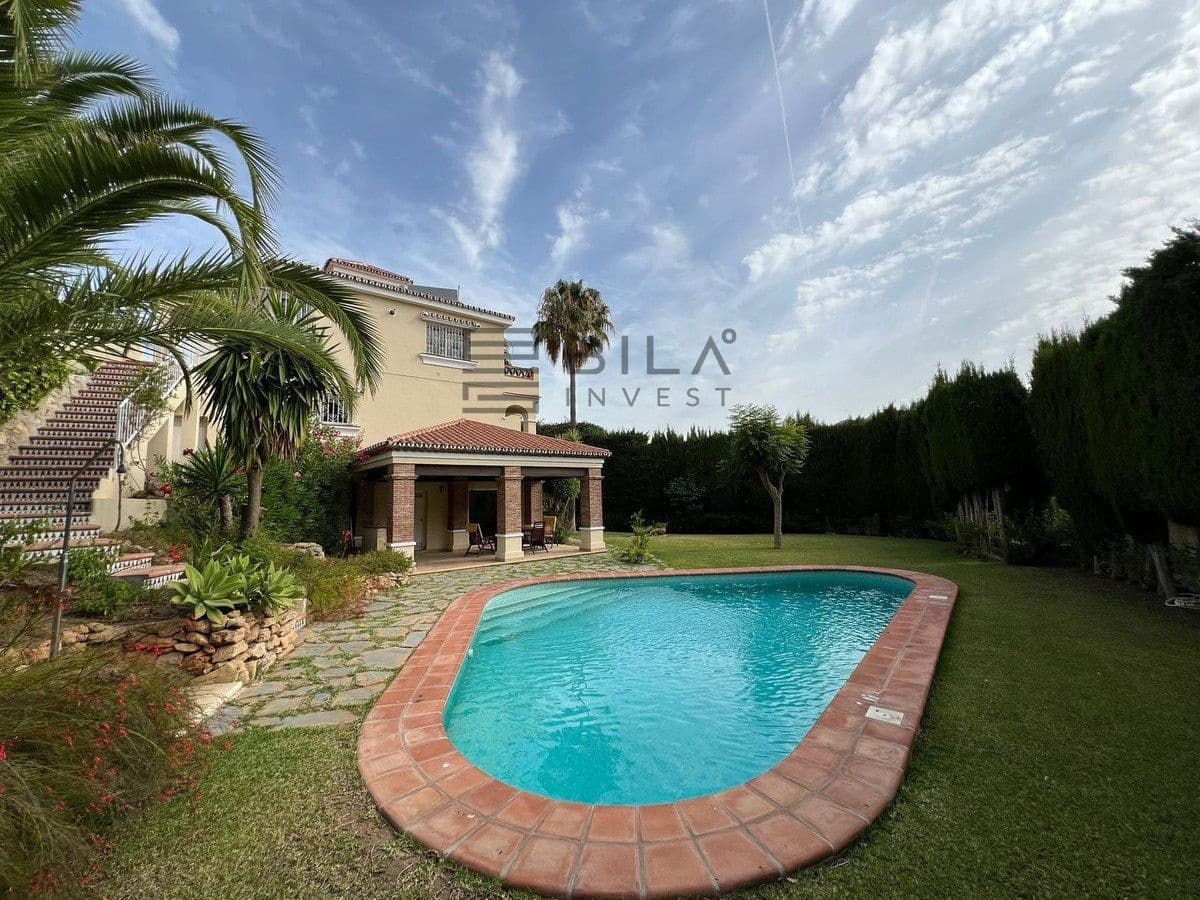 4 soveværelse Villa til salg i Campo Mijas med swimmingpool garage - € 745.000 (Ref: 9609854)