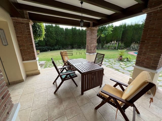 4 soveværelse Villa til salg i Campo Mijas, Mijas med swimmingpool garage - € 745.000 (Ref: 9609854)