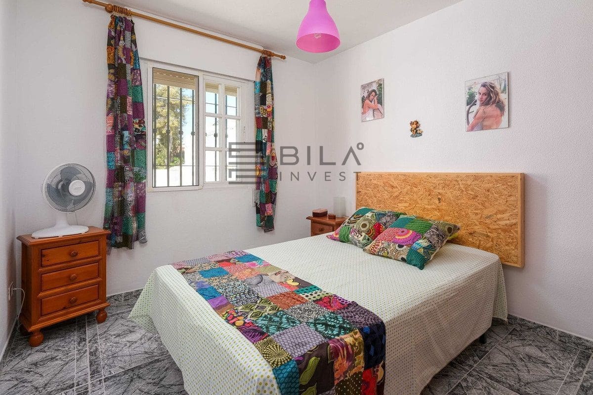 5 soveværelse Villa til salg i El Coto med garage - € 550.000 (Ref: 9609855)