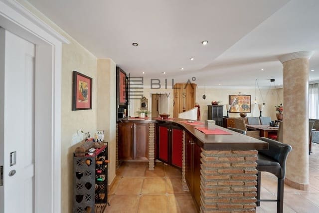 4 bedroom Villa for sale in Mijas pueblo, Mijas with pool garage - € 870,000 (Ref: 9609859)