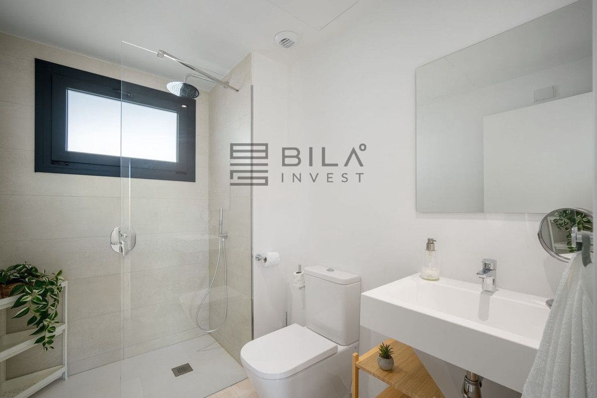 2 soveværelse Lejlighed til salg i Fuengirola med swimmingpool garage - € 450.000 (Ref: 9609865)