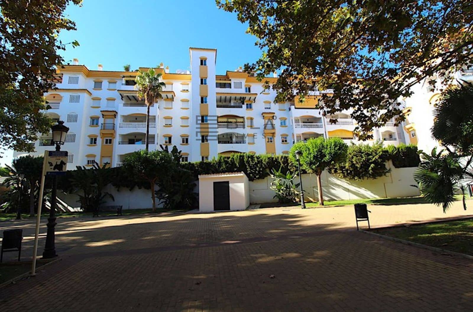 2 quarto Penthouse para venda em San Pedro de Alcantara com piscina - 364 000 € (Ref: 9609867)
