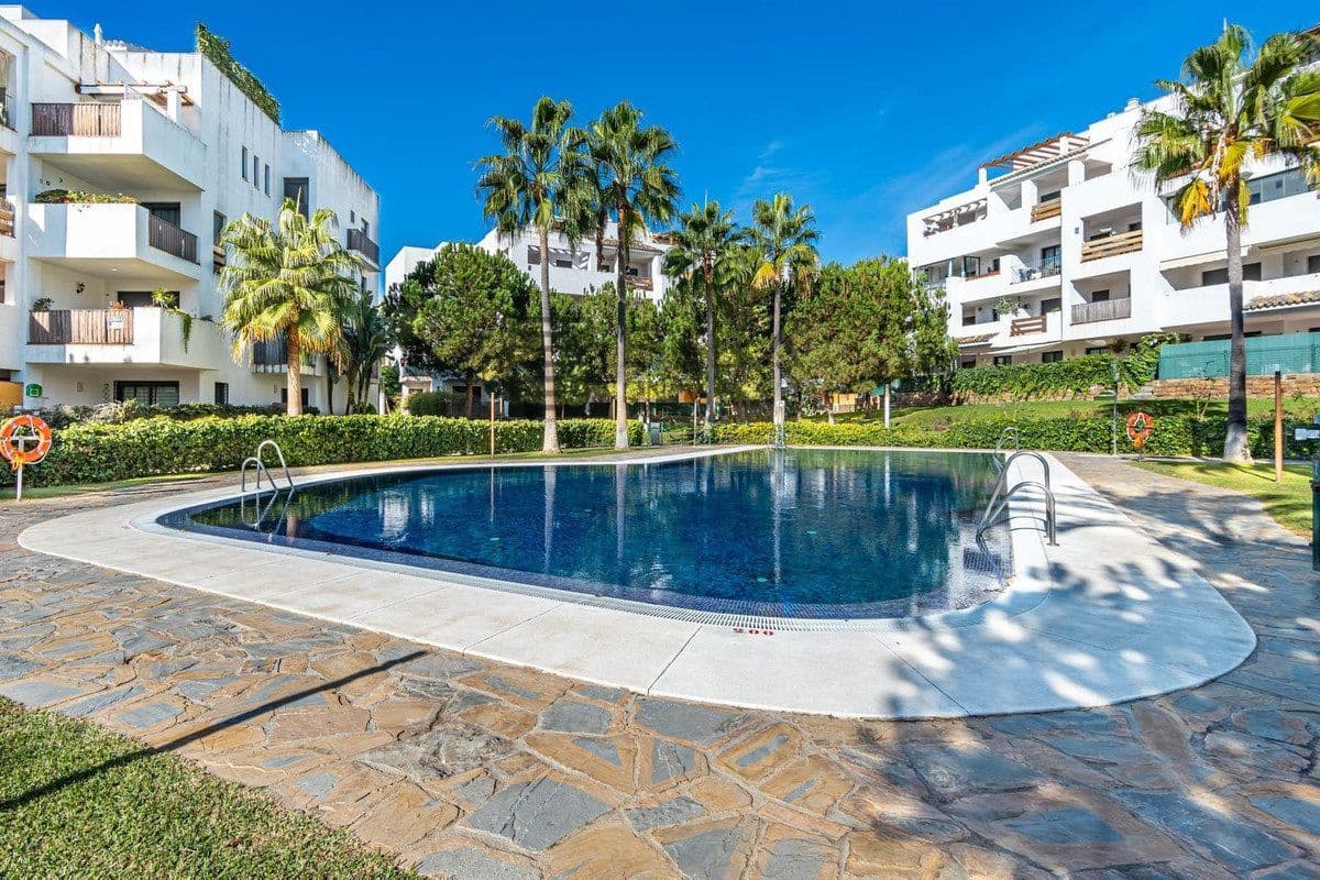 2 sovrum Lägenhet till salu i La Cala de Mijas med pool garage - 349 000 € (Ref: 9609870)