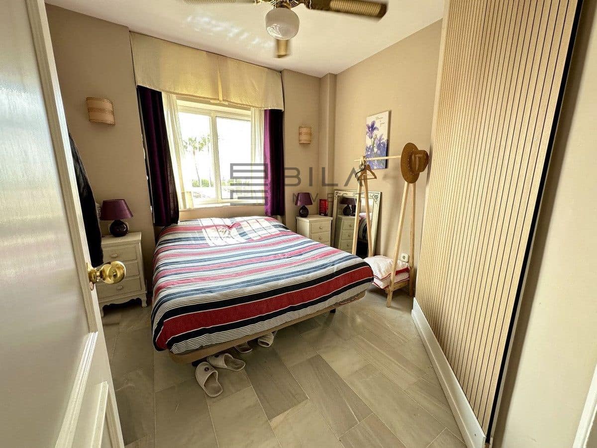 2 soverom Leilighet til salgs i Calahonda med svømmebasseng garasje - € 259 500 (Ref: 9609871)