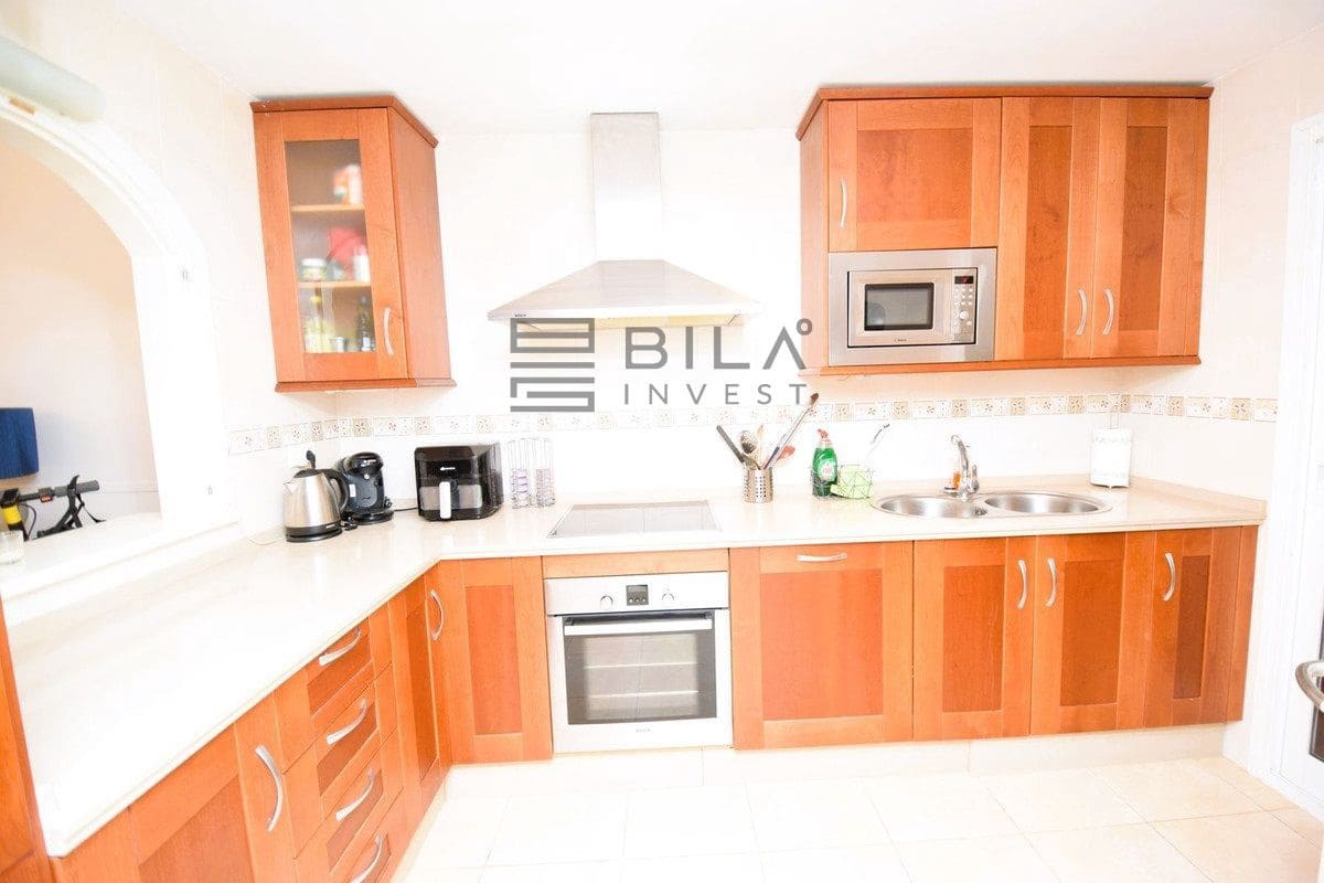 2 soveværelse Lejlighed til salg i La Cala de Mijas med swimmingpool garage - € 429.950 (Ref: 9609872)