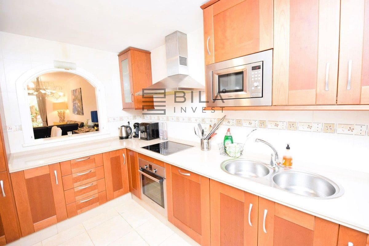 2 soveværelse Lejlighed til salg i La Cala de Mijas med swimmingpool garage - € 429.950 (Ref: 9609872)