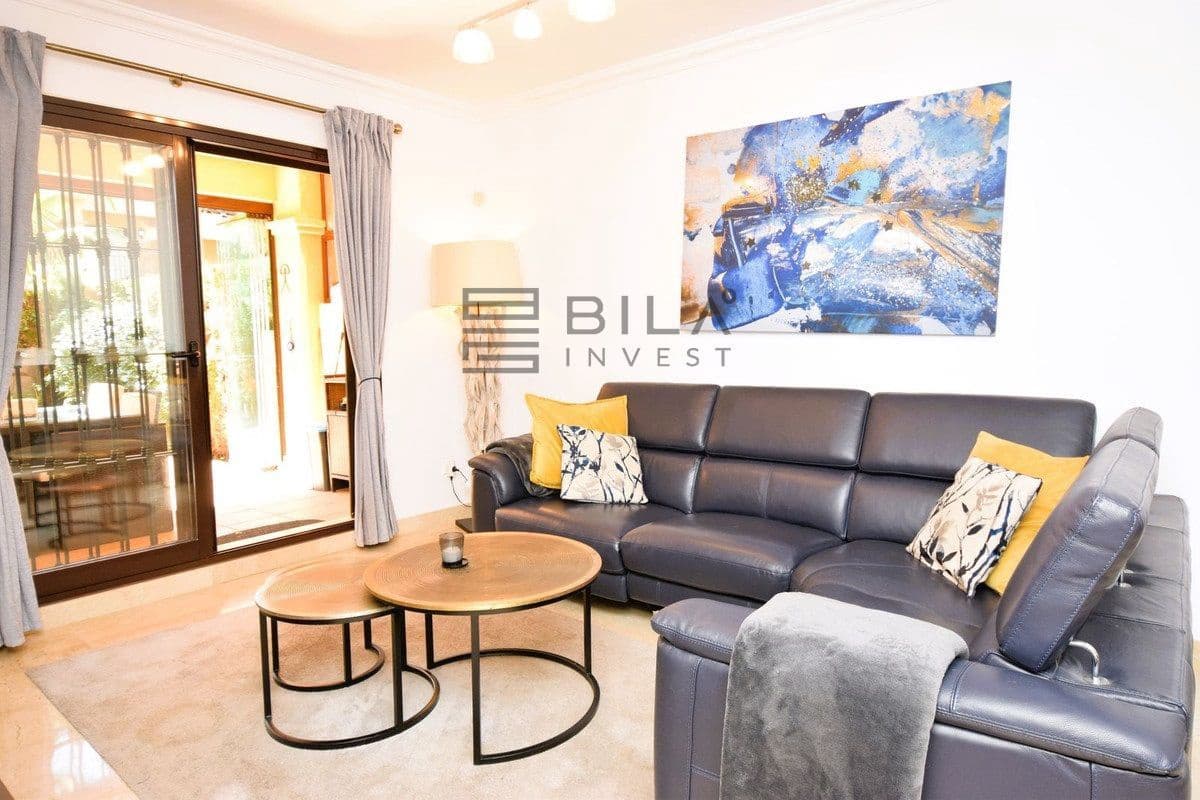 2 soveværelse Lejlighed til salg i La Cala de Mijas med swimmingpool garage - € 429.950 (Ref: 9609872)