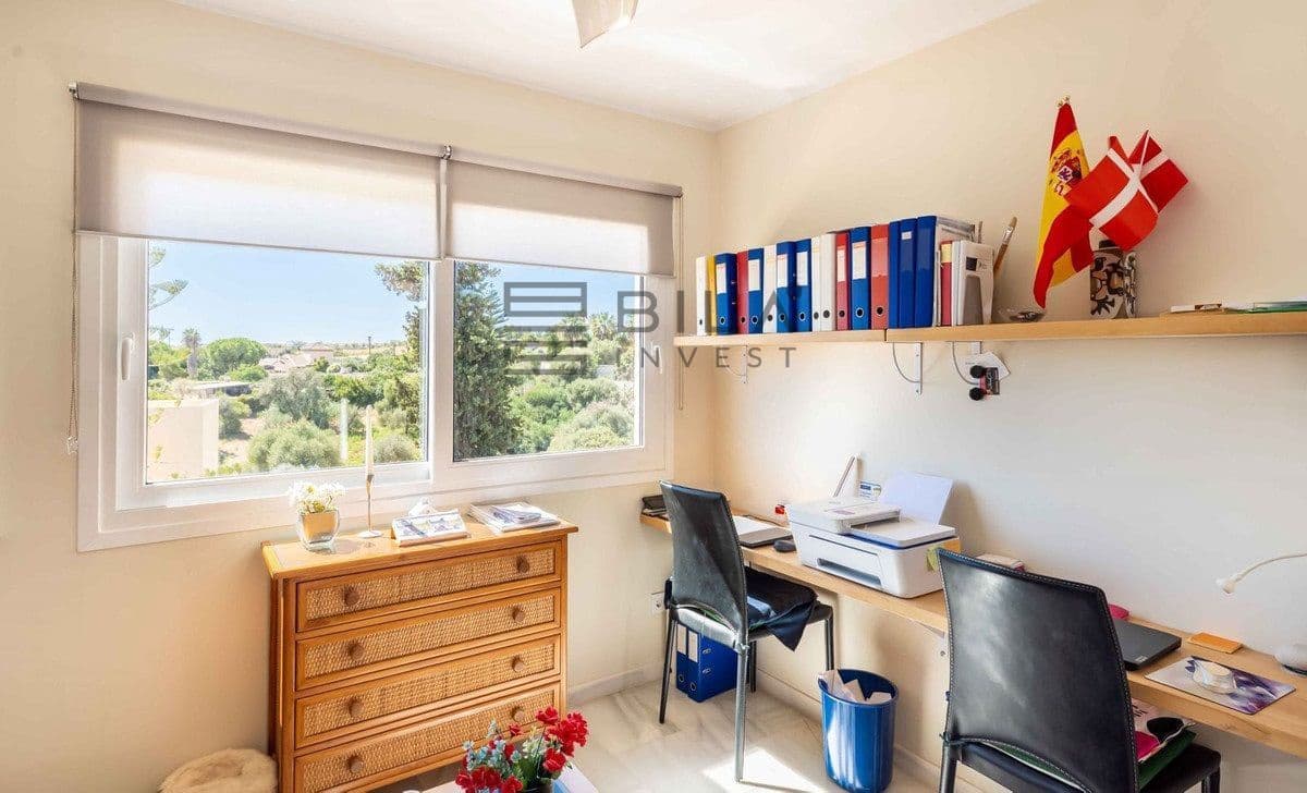 2 sovrum Takvåning till salu i La Sierrezuela med pool - 395 000 € (Ref: 9609873)