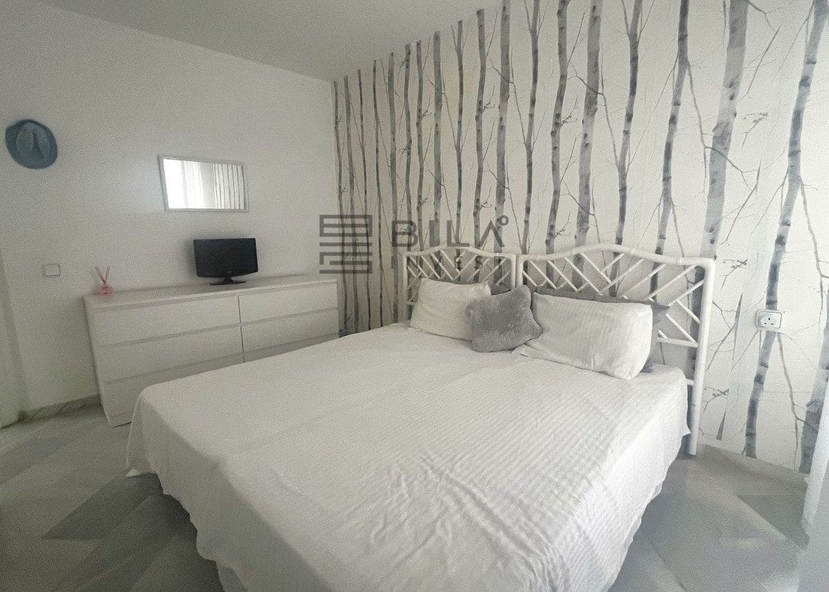 2 soveværelse Lejlighed til salg i Calahonda med swimmingpool garage - € 275.000 (Ref: 9609878)