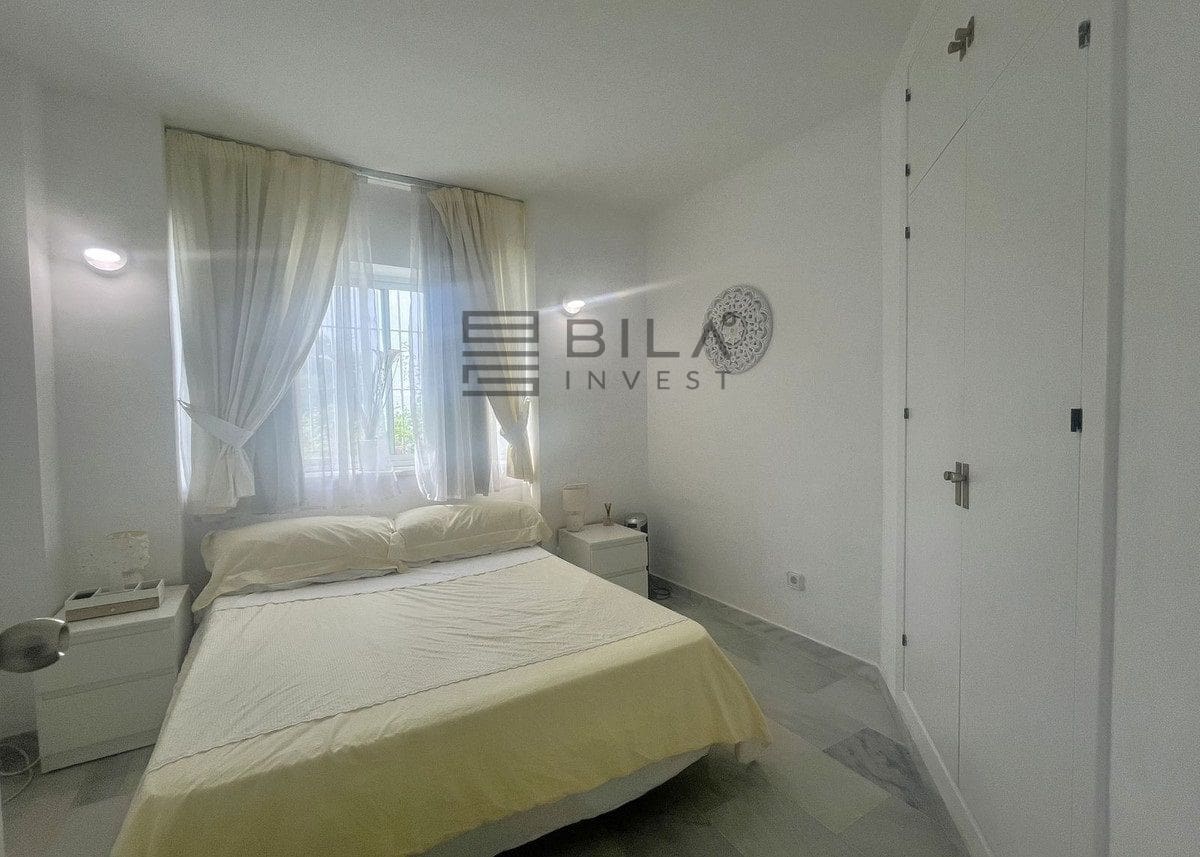 2 soveværelse Lejlighed til salg i Calahonda med swimmingpool garage - € 275.000 (Ref: 9609878)