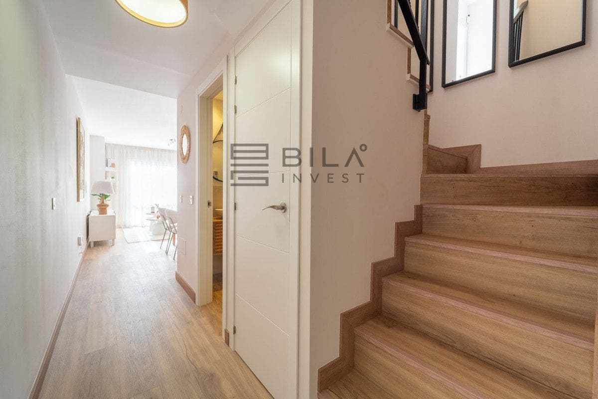 3 Zimmer Penthouse zu verkaufen in Fuengirola mit Pool Garage - 385.000 € (Ref: 9610663)