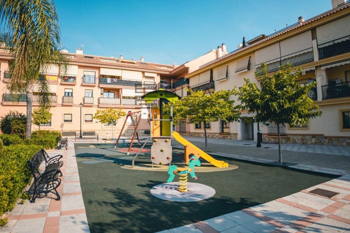 3 Zimmer Penthouse zu verkaufen in Fuengirola mit Pool Garage - 385.000 € (Ref: 9610663)