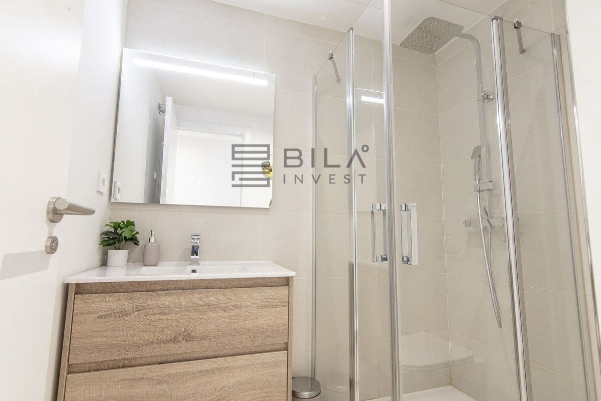 4 bedroom Flat for sale in Fuengirola with pool garage - € 780,000 (Ref: 9610669)