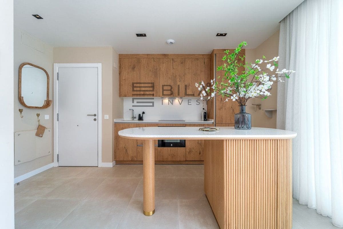 2 soveværelse Lejlighed til salg i Fuengirola med swimmingpool garage - € 479.000 (Ref: 9610670)