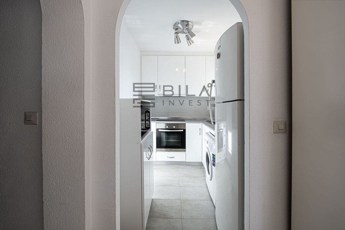 3 sovrum Hus till salu i Miraflores med pool - 649 000 € (Ref: 9610671)