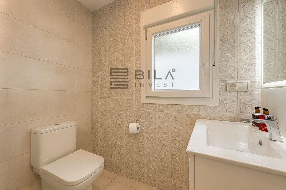 3 sypialnia Willa na sprzedaż w La Cala de Mijas z basenem - 1 180 000 € (Ref: 9610676)