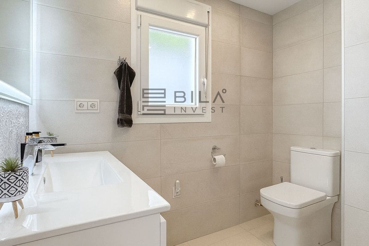 3 sypialnia Willa na sprzedaż w La Cala de Mijas z basenem - 1 180 000 € (Ref: 9610676)