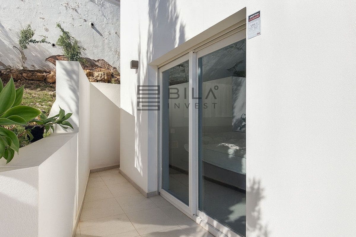 3 sypialnia Willa na sprzedaż w La Cala de Mijas z basenem - 1 180 000 € (Ref: 9610676)
