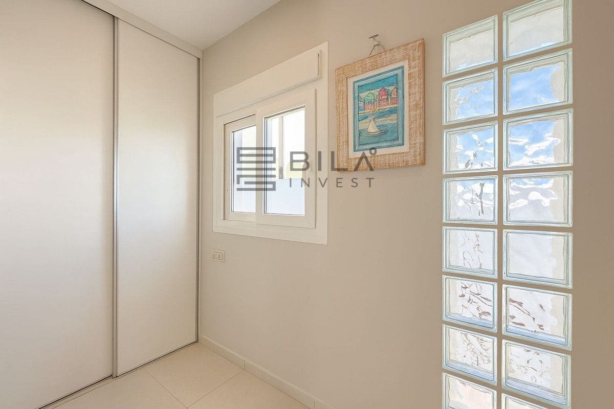 3 sypialnia Willa na sprzedaż w La Cala de Mijas z basenem - 1 180 000 € (Ref: 9610676)