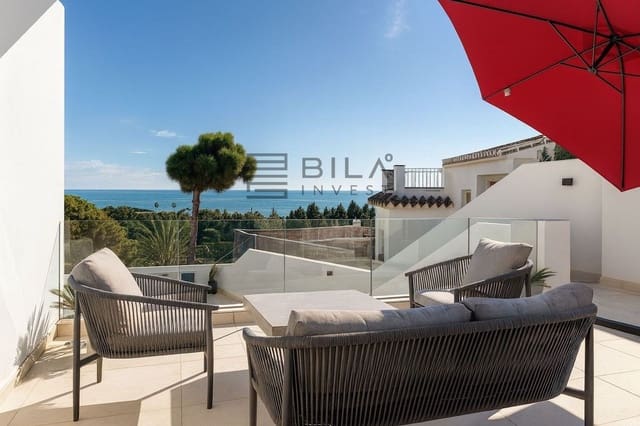3 sypialnia Willa na sprzedaż w La Cala de Mijas, Mijas z basenem - 1 180 000 € (Ref: 9610676)