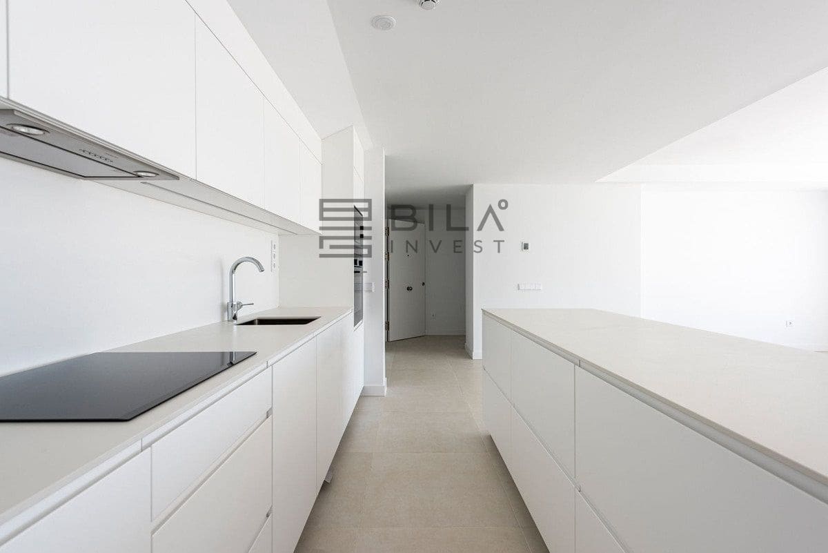 2 soveværelse Penthouse til salg i Fuengirola med swimmingpool - € 825.000 (Ref: 9614495)