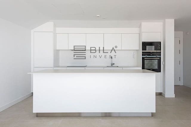 2 soveværelse Penthouse til salg i El Higuerón, Fuengirola med swimmingpool - € 825.000 (Ref: 9614495)