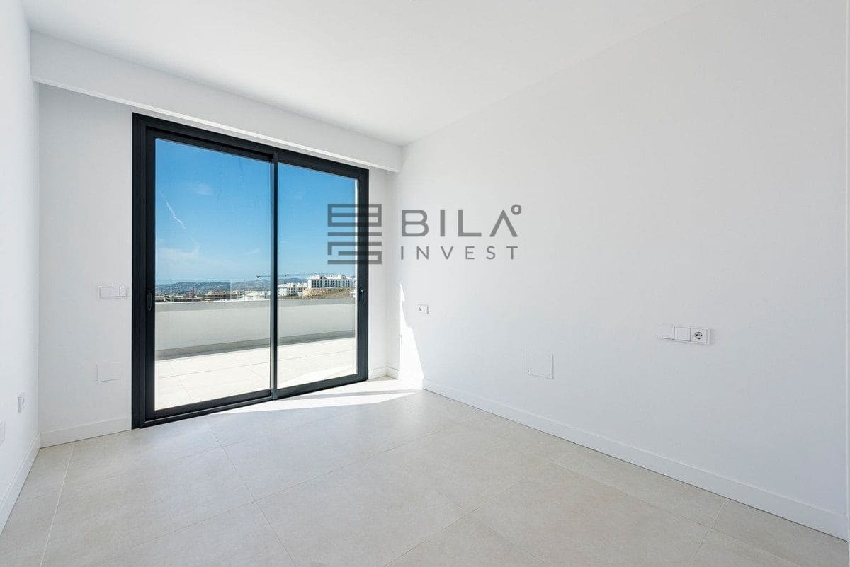 2 soveværelse Penthouse til salg i Fuengirola med swimmingpool - € 825.000 (Ref: 9614495)