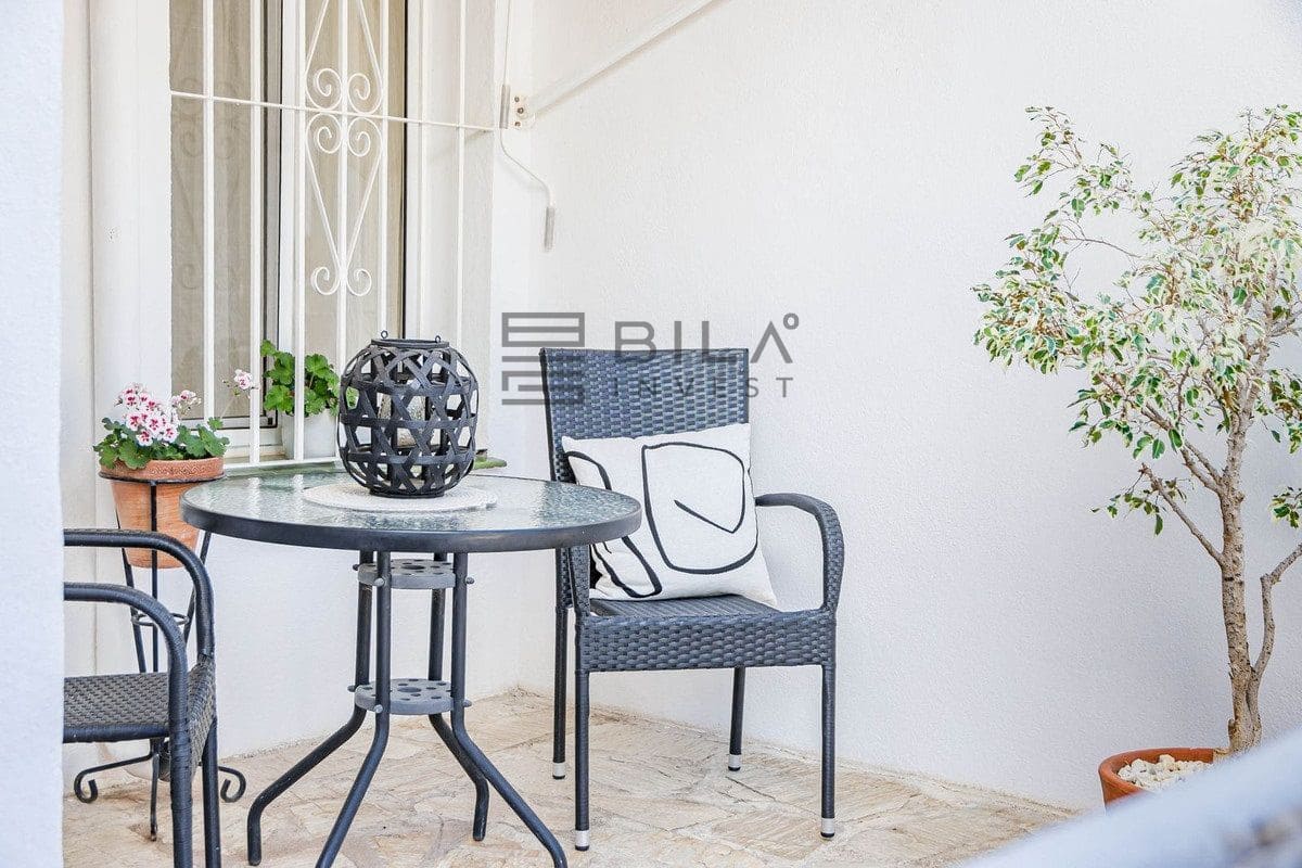 3 bedroom Villa for sale in Calahonda with pool - € 695,000 (Ref: 9614498)