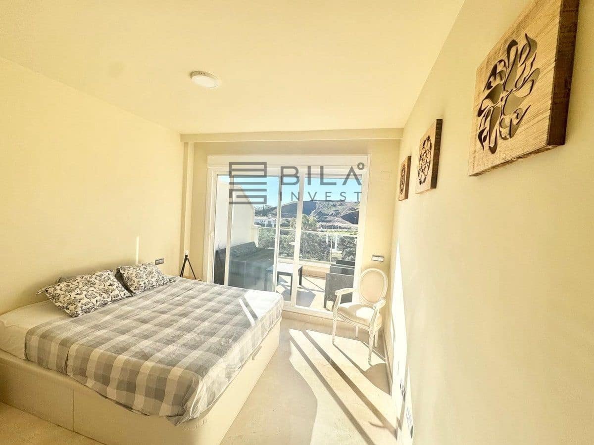 2 makuuhuone Asunto myytävänä paikassa Cerro del Aguila mukana uima-altaan 
autotalli - 385 000 € (Ref: 9614500)