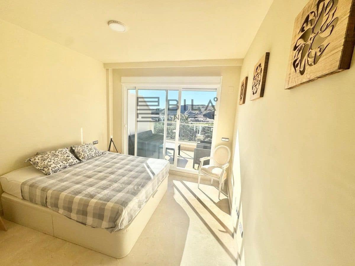 2 makuuhuone Asunto myytävänä paikassa Cerro del Aguila mukana uima-altaan 
autotalli - 385 000 € (Ref: 9614500)