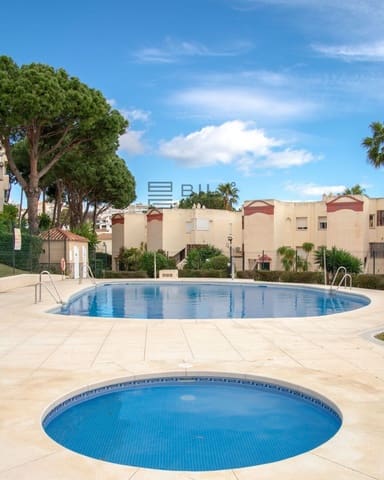 2 soveværelse Penthouse til salg i Riviera del Sol, Mijas med swimmingpool - € 299.000 (Ref: 9614501)