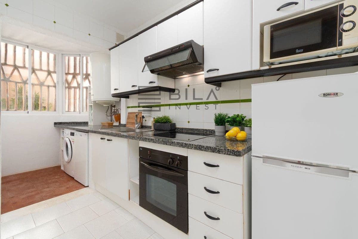 2 soveværelse Penthouse til salg i Riviera del Sol med swimmingpool - € 299.000 (Ref: 9614501)