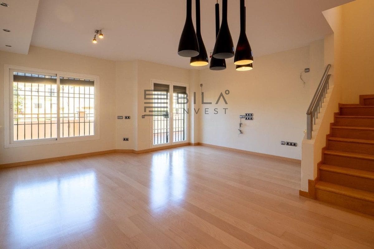 3 slaapkamer Villa te koop in Fuengirola met zwembad garage - € 735.000 (Ref: 9614502)