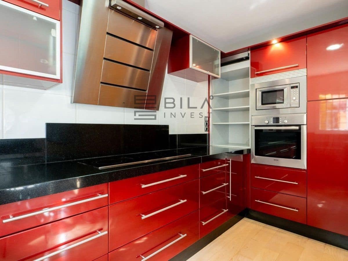 3 slaapkamer Villa te koop in Fuengirola met zwembad garage - € 735.000 (Ref: 9614502)