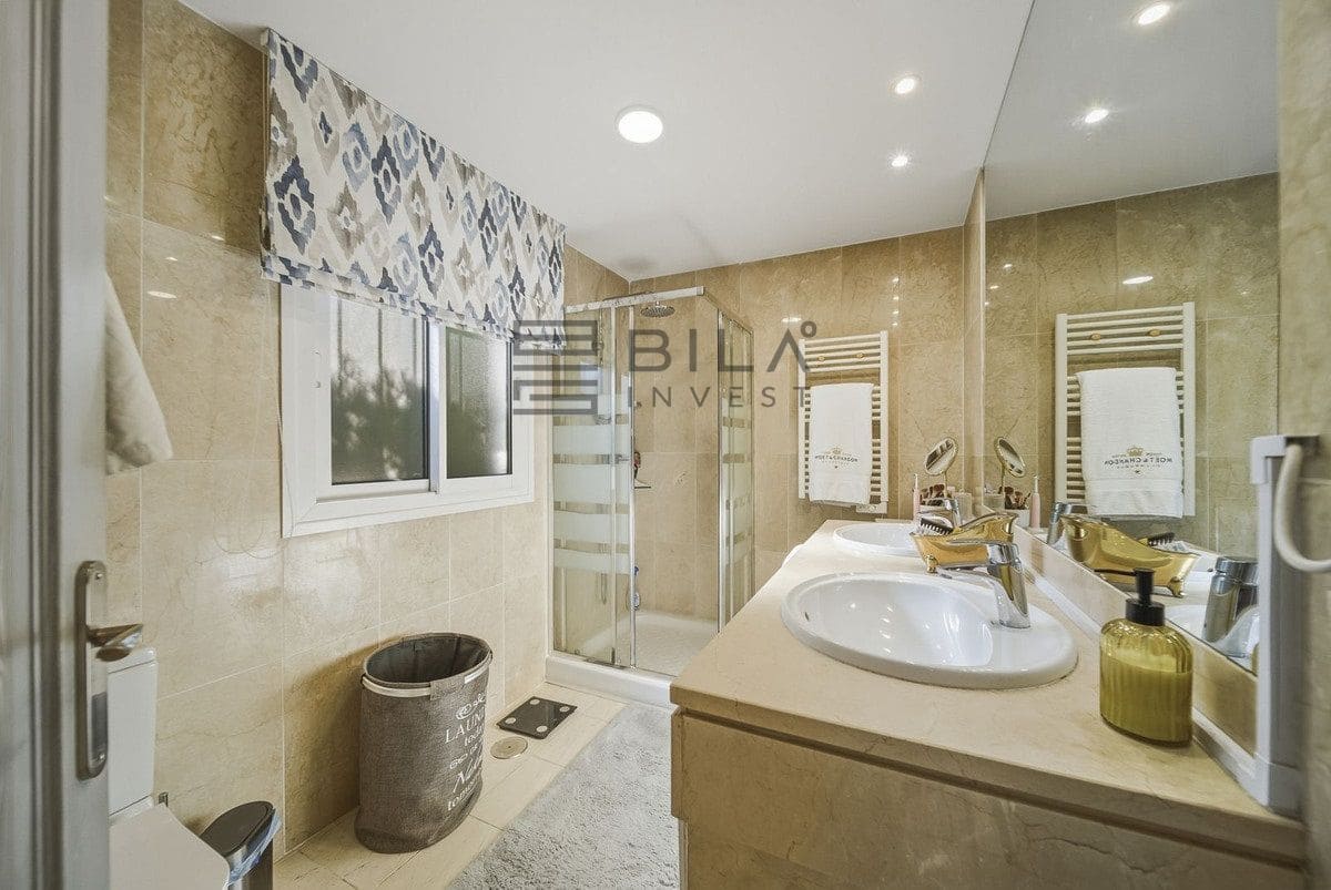 3 quarto Moradia para venda em Arroyo de la Miel com piscina garagem - 795 000 € (Ref: 9614504)