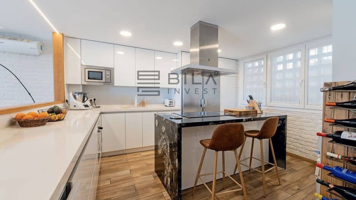 4 chambre Maison de Ville à vendre à Benalmadena avec piscine - 675 000 € (Ref: 9618774)