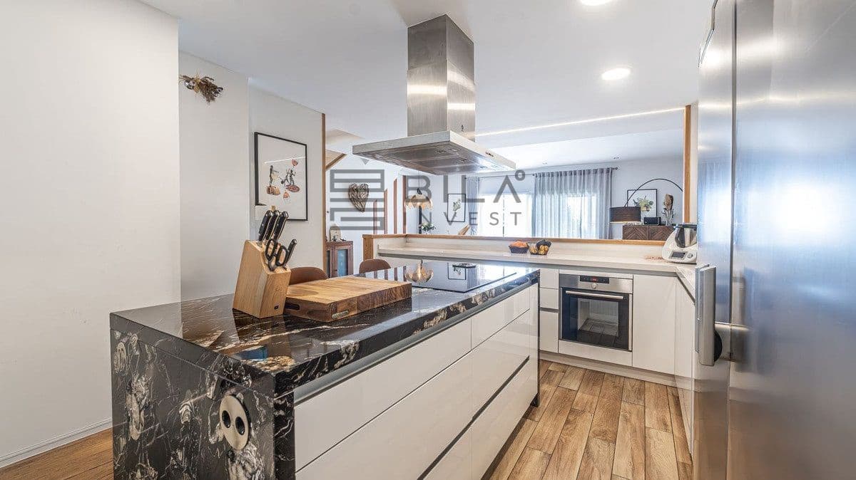 4 chambre Maison de Ville à vendre à Benalmadena avec piscine - 675 000 € (Ref: 9618774)