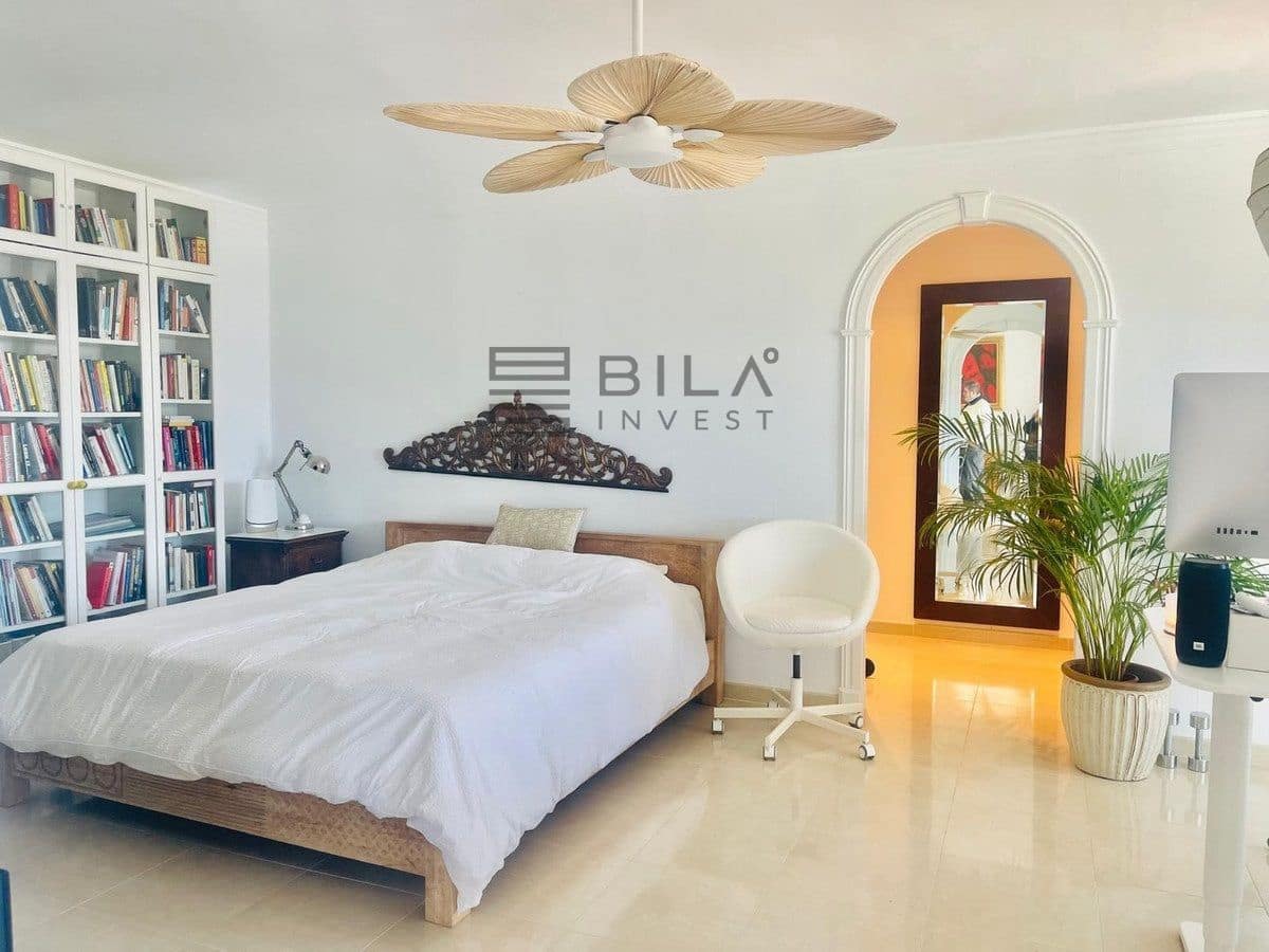 4 soverom Villa til salgs i Mijas med svømmebasseng garasje - € 1 300 000 (Ref: 9618777)