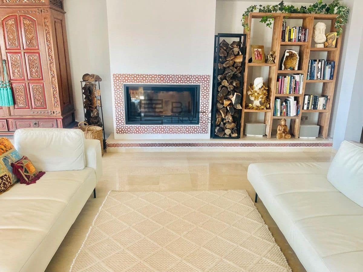 4 soverom Villa til salgs i Mijas med svømmebasseng garasje - € 1 300 000 (Ref: 9618777)