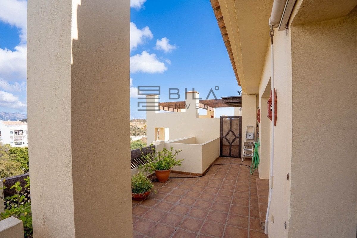 3 quarto Penthouse para venda em Riviera del Sol com piscina - 499 995 € (Ref: 9618831)